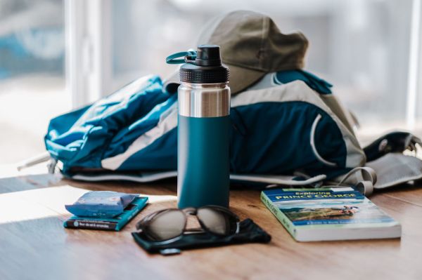 The Giving Box - Engraved Compass with Your Choice of Engraved Alpine Flask Water Bottle