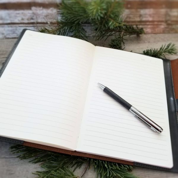 GREY REFILLABLE JOURNAL AND PEN BOX SET WITH PERSONALIZATION