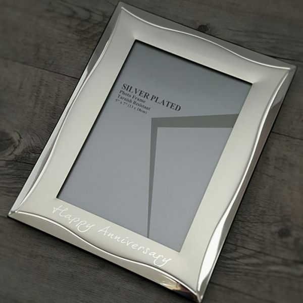 Sofia Wave Frame 4x6 with Personalization