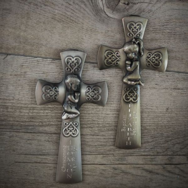 HANGING CROSS FOR A BOY WITH PERSONALIZATION