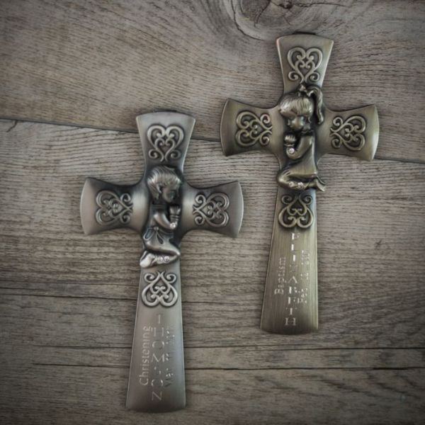 HANGING CROSS FOR A GIRL WITH PERSONALIZATION
