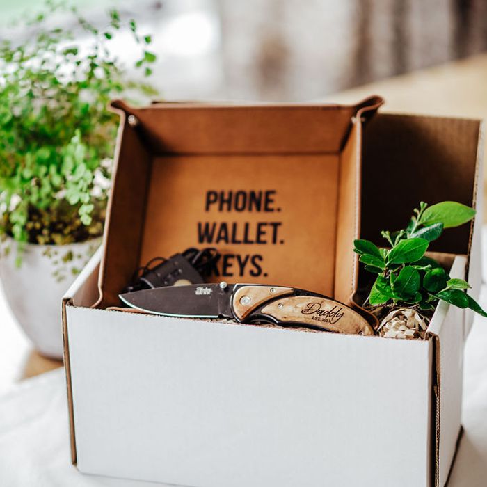 The Giving Box with Snap Tray and Engraved Knife